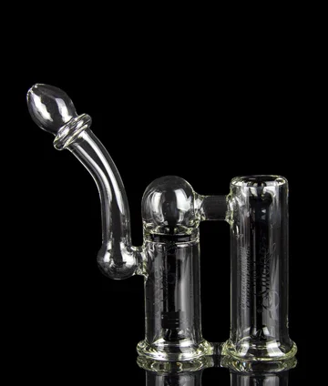 black clyde bubbler hand pipe
